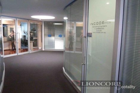 1413 Logan Rd, Mount Gravatt, QLD 4122