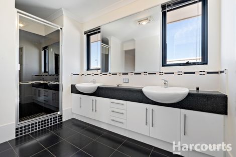 Property photo of 22 Lascelles Circus Lakelands WA 6180