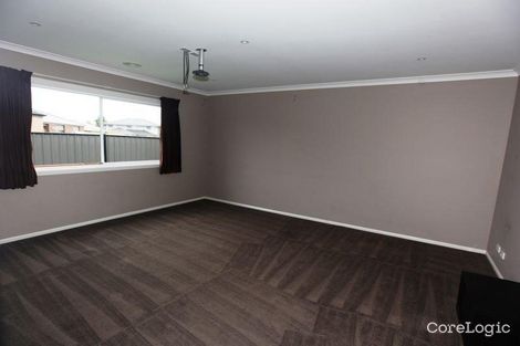 Property photo of 11 Derham Drive Point Cook VIC 3030
