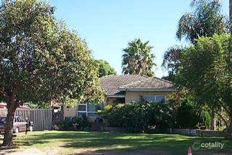 304 Wharf St, Queens Park, WA 6107