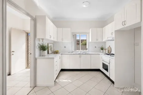 Property photo of 2/159 Targo Road Girraween NSW 2145