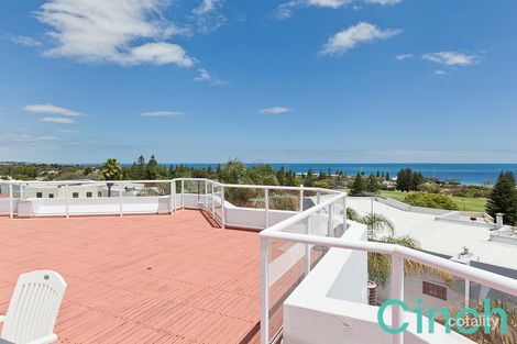 Property photo of 20 Taworri Way City Beach WA 6015