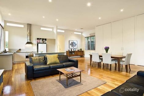Property photo of 5 Beaconsfield Parade Northcote VIC 3070
