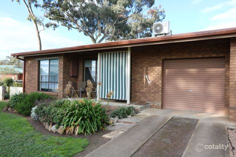 1/4 Harkness St, Maryborough, VIC 3465