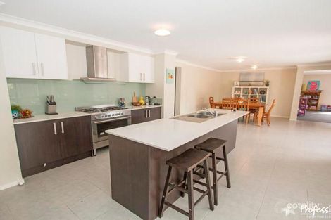 Property photo of 14 Gallery Avenue Harkness VIC 3337