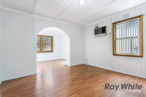 Property photo of 59 Lake Heights Road Lake Heights NSW 2502