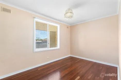 Property photo of 79-81 Gail Crescent Murray Bridge SA 5253