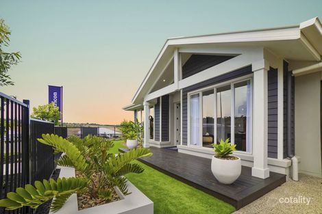 Property photo of 67 Spring Way Nikenbah QLD 4655