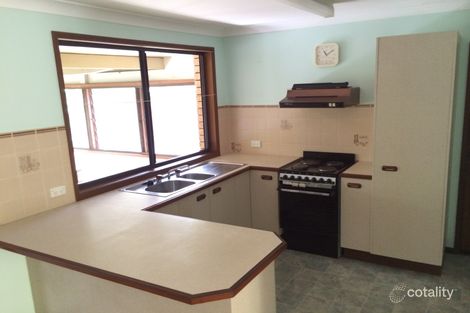 105 Cooroora St, Battery Hill, QLD 4551