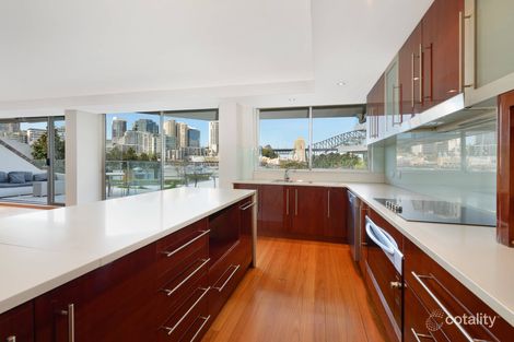 Property photo of 2/1 Bay View Street Lavender Bay NSW 2060