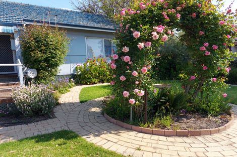 Property photo of 72 Bannister Street Narrogin WA 6312