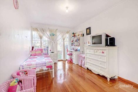 Property photo of 18 Crossley Crescent Coolaroo VIC 3048