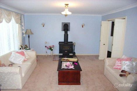 Property photo of 8 Conjola Crescent Leumeah NSW 2560