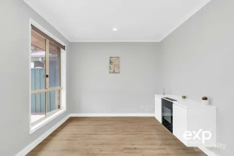 Property photo of 4 Bluestone Lane Blakeview SA 5114