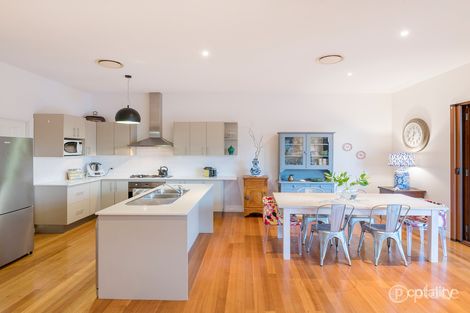 Property photo of 7 Halland Terrace Camp Hill QLD 4152