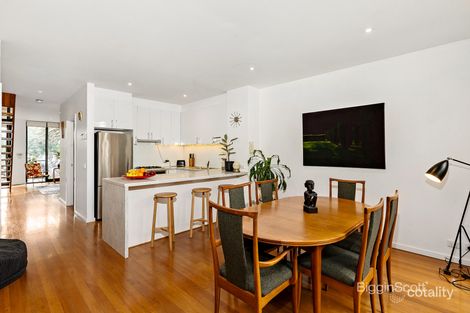 1A JOHN ST, CLIFTON HILL, VIC 3068