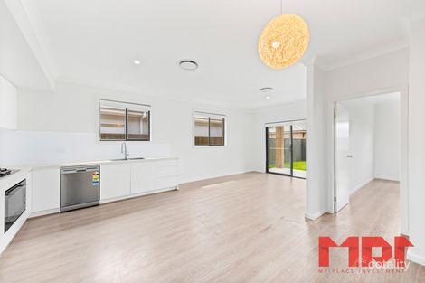 Property photo of 66 Ingall Loop Catherine Field NSW 2557