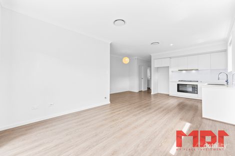 Property photo of 66 Ingall Loop Catherine Field NSW 2557