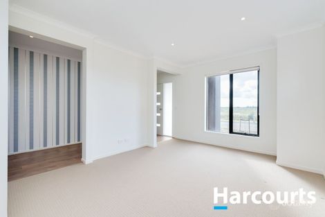 Property photo of 7 Grandvista Crescent Cranbourne West VIC 3977