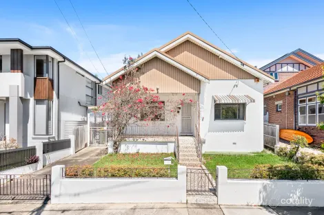 37 Russell St, Russell Lea, NSW 2046