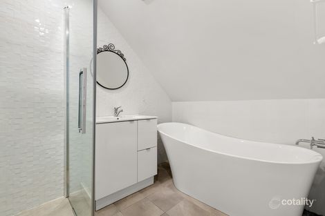 Property photo of 235-237 High Central Road Macleay Island QLD 4184