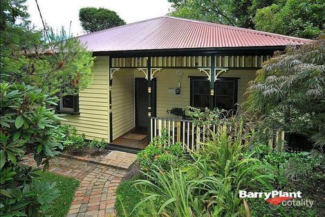 13 Earl St, Upwey, VIC 3158