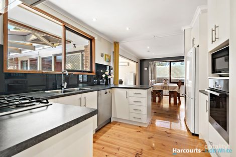 Property photo of 13 Stayner Court Glen Waverley VIC 3150