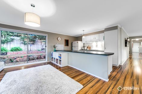 Property photo of 12 Turella Close Berwick VIC 3806