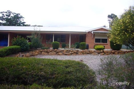 2 Mindyah Ct, Mundaring, WA 6073