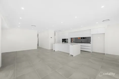Property photo of 21 Currawong Loop Treeby WA 6164