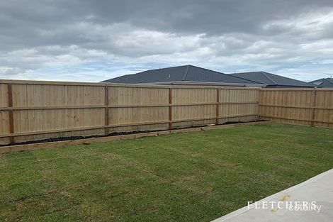 Property photo of 8 Vestige Circuit Tarneit VIC 3029
