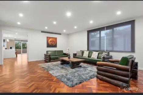 Property photo of 34 Peate Avenue Glen Iris VIC 3146