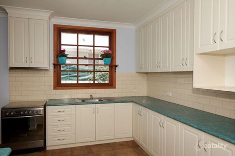 Property photo of 15 Macquarie Street Mount Austin NSW 2650