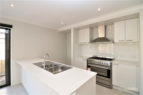 Property photo of 17 Jacana Way Armstrong Creek VIC 3217