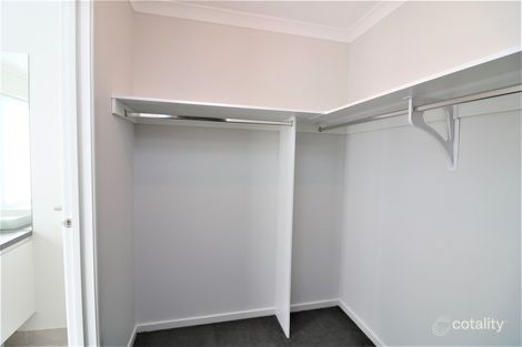 Property photo of 17 Jacana Way Armstrong Creek VIC 3217
