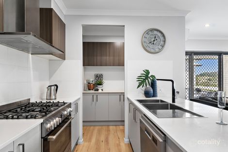 Property photo of 14 Regent Place Burnside QLD 4560