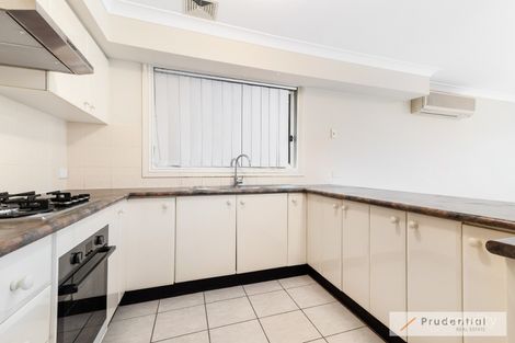 Property photo of 10 Ridgeway Close West Hoxton NSW 2171