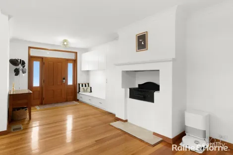 Property photo of 256 Piper Street Bathurst NSW 2795