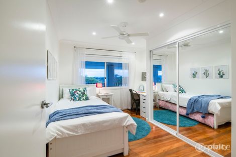 Property photo of 76 Mingera Street Mansfield QLD 4122