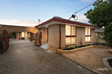 Property photo of 93 Phyllis Parade Deer Park VIC 3023