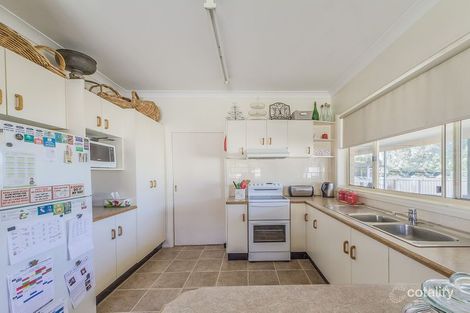Property photo of 1 Parkes Street Cowra NSW 2794