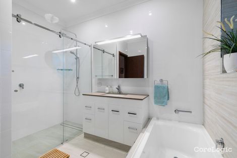 Property photo of 2 Maynard Way Karrinyup WA 6018