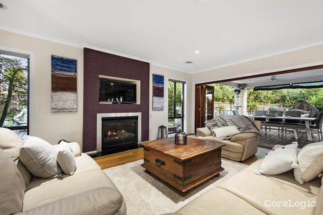 Property photo of 2 Parkside Circuit Scoresby VIC 3179