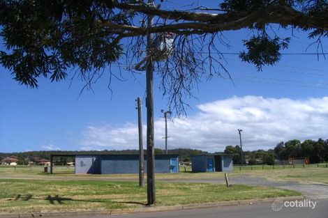 6b Gipps Cres, Barrack Heights, NSW 2528