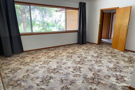 Property photo of 18 Oswin Street Parkes NSW 2870
