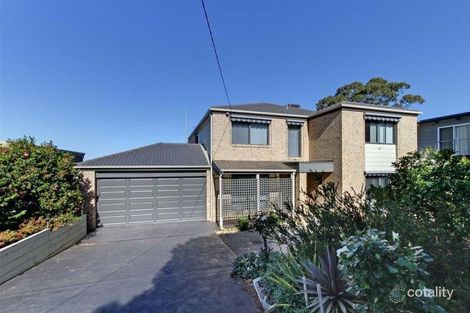 Property photo of 13 Bay Road Eagle Point VIC 3878