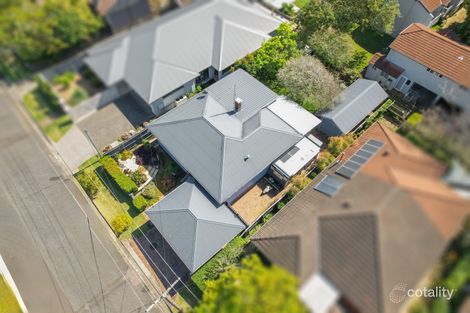 Property photo of 5 Auburn Street Point Frederick NSW 2250