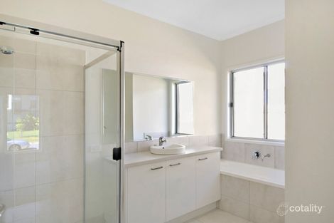 Property photo of 22 Ameen Circuit Mudjimba QLD 4564