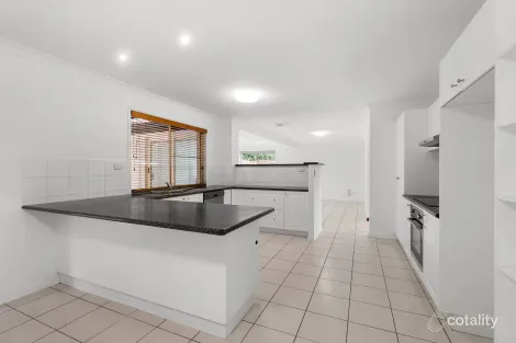 Property photo of 27 Bishop Place Carindale QLD 4152