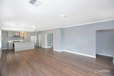 Property photo of 54 Sunstone Boulevard Treeby WA 6164